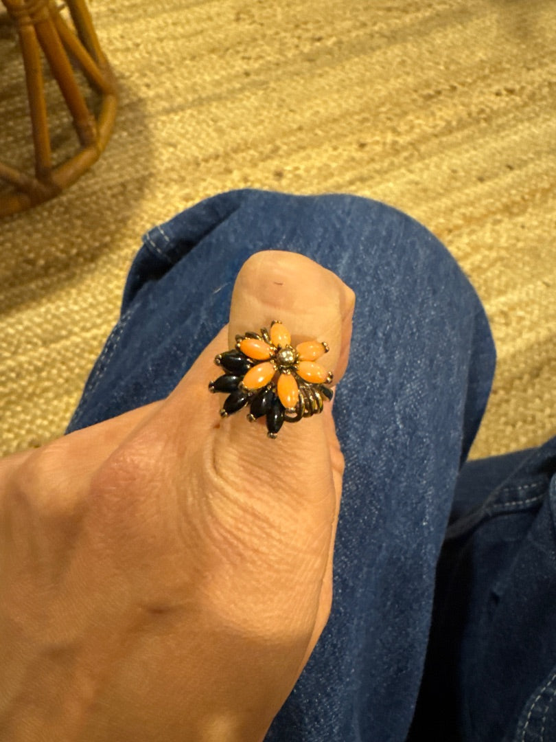14k black and pink coral ring
