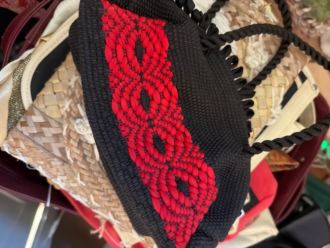 40’s woven bag
