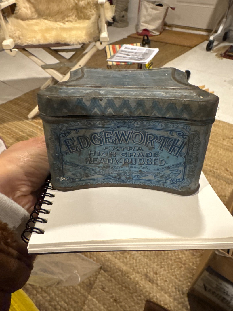 Vintage Tabacco tin