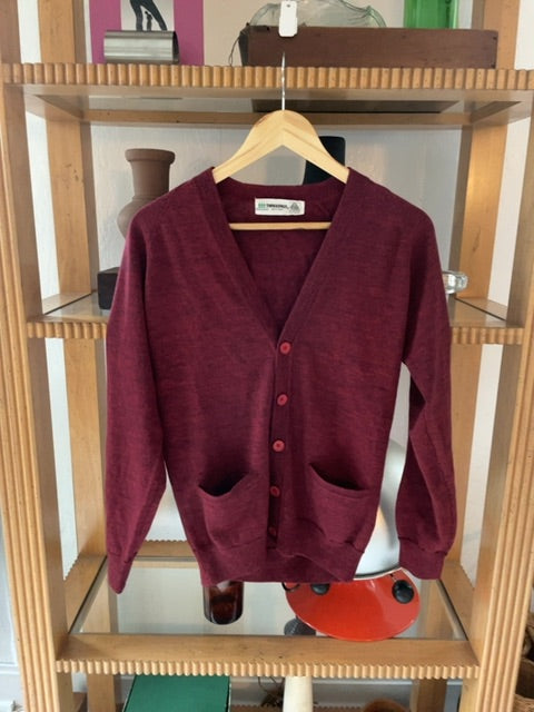 Going Nowhere Man clothing: vintage, Small