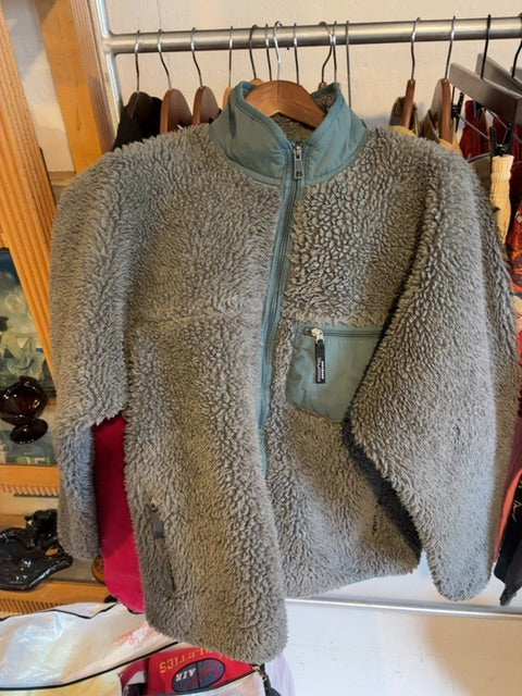 Grey Patagonia clothing: vintage, XL