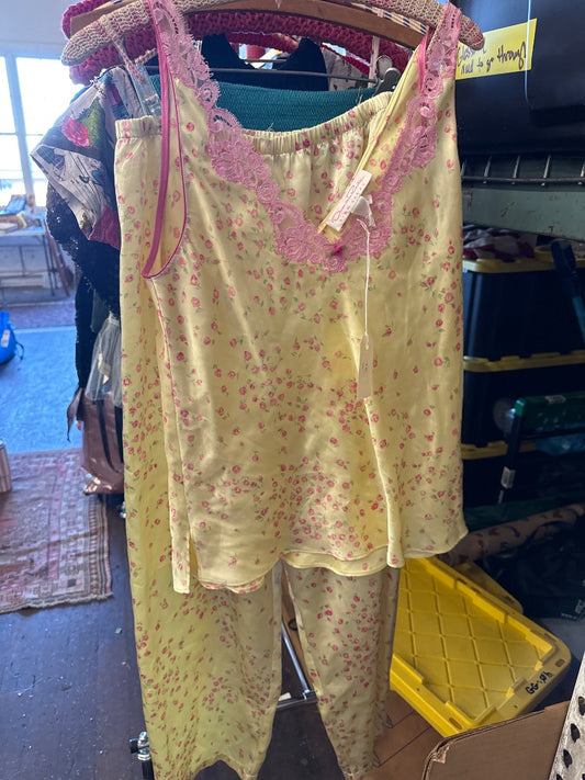 Yellow Oscar de la renta Pj set