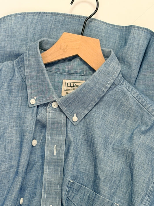 Blue LL Bean LL Bean Chambray Button Down Shirt, L
